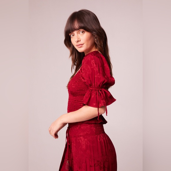 Band Of The Free LEA RHUBARB SMOCKED CROP TOP - Picture 3 of 4